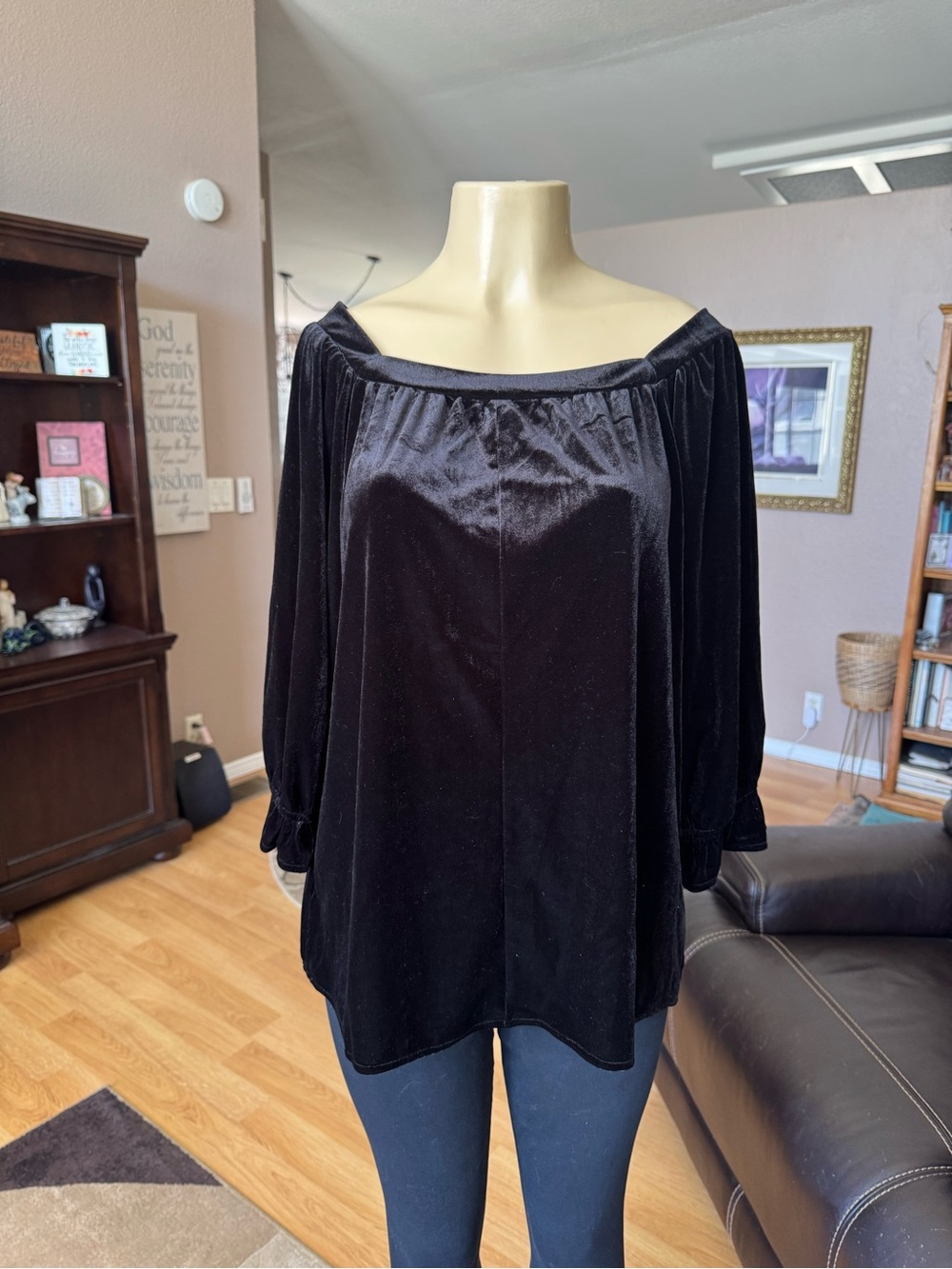 Boutique boatneck black long sleeve velvet blouse/size XL